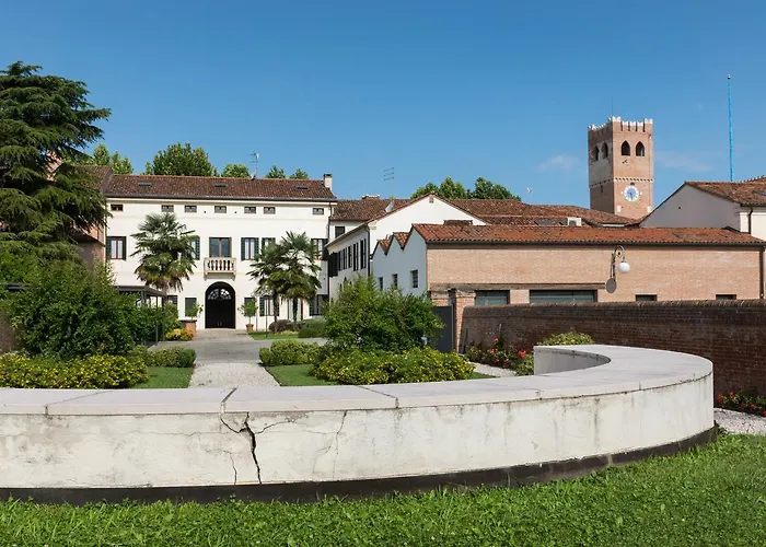 Aparthotel Le Bugne 4*