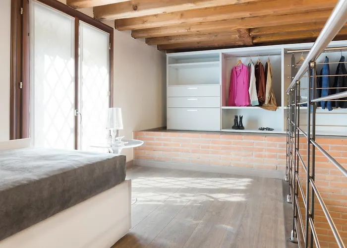 Le Bugne アパートホテル